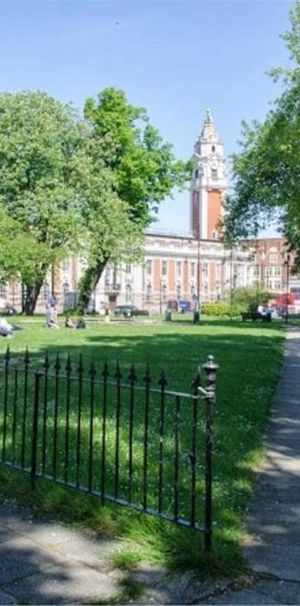 3 bedroom flat to rent - Photo 2