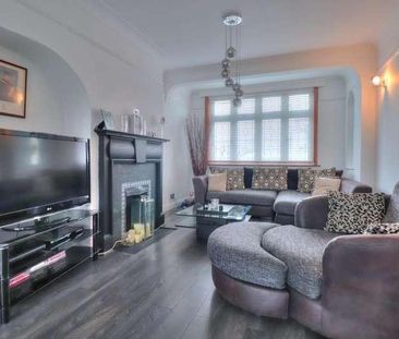 Langham Drive, Romford, RM6 - Photo 1