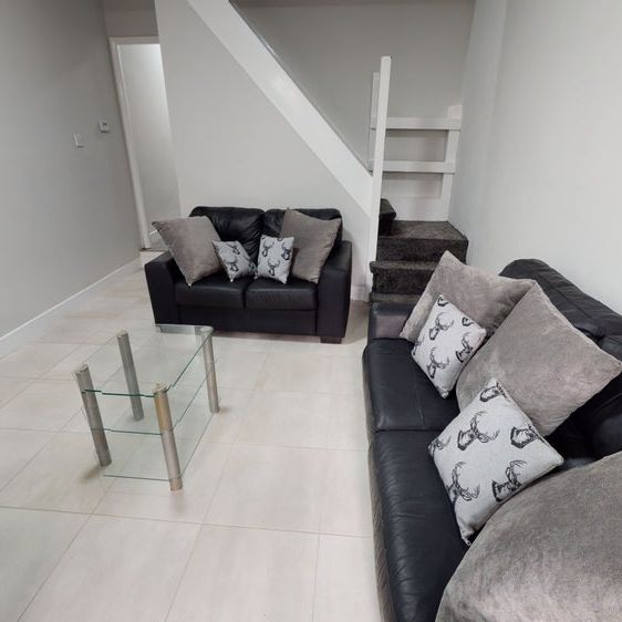 27 Gleave Road Selly Oak - Photo 1