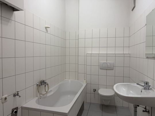 Sonnige neuwertige Terrassenwohnung in Linz – Schillerstraße - Photo 1