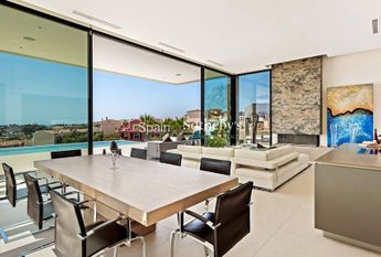 5 bedroom luxury Detached House for rent in Marbella, Spain