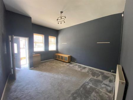 2 bedroom terraced house to rent - Photo 2