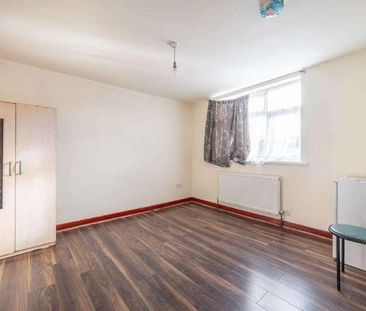 Kathleen Avenue, Alperton, HA0 - Photo 2