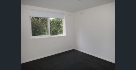 Convenient Living in a Tranquil South Yarra Pocket - Photo 5