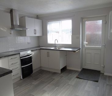 Burghley Road, South Wootton - Photo 3