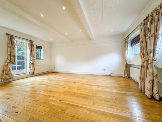 3 bedroom terraced house to rent - Photo 1