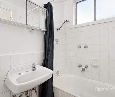 Minutes from the heart of Richmond! - Photo 3