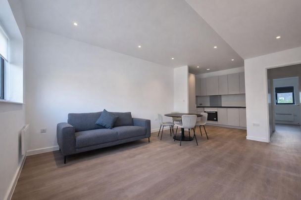1 bedroom flat to rent - Photo 1