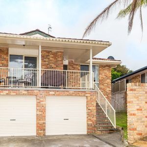 Lovely 3 bedroom family home - Photo 3