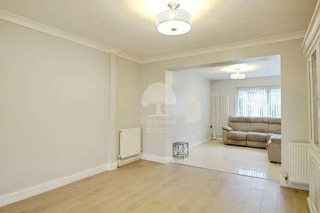 Marlborough Road, Langley, SL3 - Photo 2