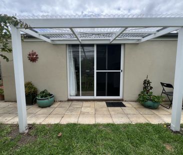 Modern Studio Granny Flat - All Bills Included! - Photo 2