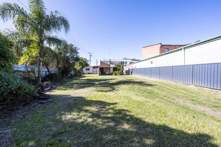 FULLY FURNISHED AMAZING SPACE IN THE CBD - Photo 5
