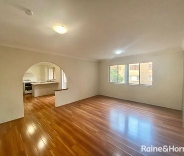 2/13-15 Helen Street, Westmead, NSW 2145 - Photo 5