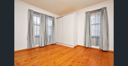 Open-Plan Living Plus Versatile External Bungalow - Photo 3