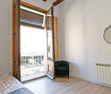 Carrer del Pas de lEnsenyança, Barcelona, Catalonia 08002 - Photo 2