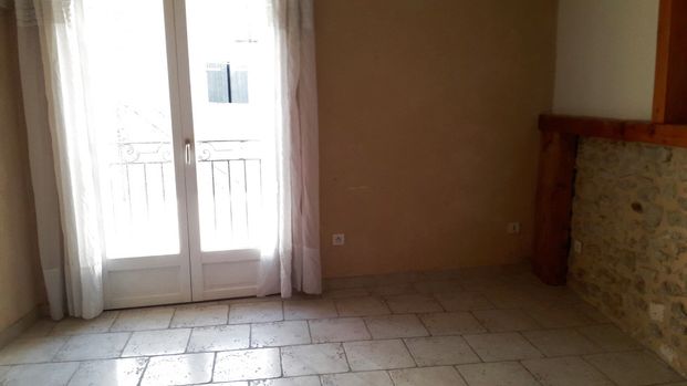 Grand T2 en duplex de 54 m² environ au coeur du village - Photo 1