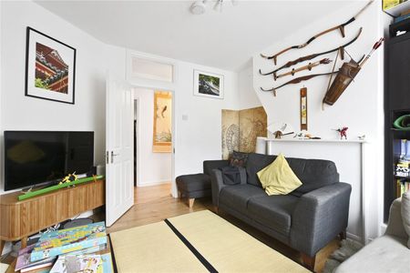 3 bedroom apartment to rent - Photo 2