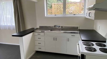 20 Kingsway Crescent - Photo 2