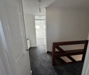 3 bedroom maisonette to rent - Photo 2