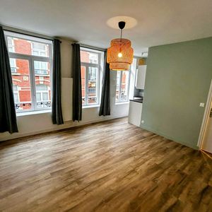À LOUER – Studio rénové de 23 m², Rue Meurein, Lille réf 1506 - Photo 2
