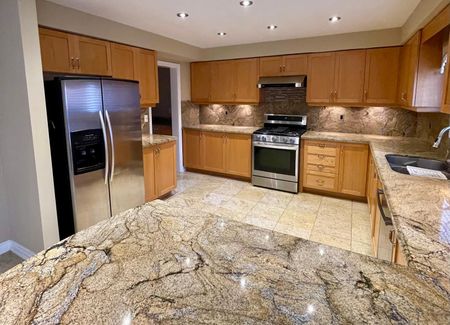 For Lease - 215 Edenbrook Hill Drive, Brampton, Ontario - Photo 2