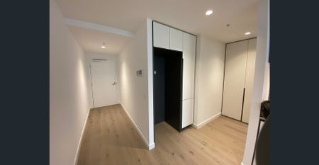 Stylish 1B+1B WSP Apartment - Photo 5