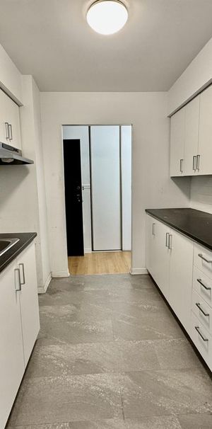 2 Bedroom - 380 Rue Samuel-de Champlain, Boucherville - Photo 1