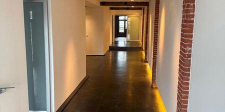 Appartement te huur in Antwerpen voor € 1.250 met 2 slaapkamers - Photo 4