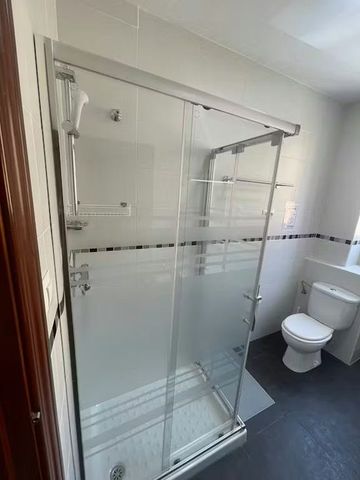 Calle Teniente Díaz Corpas, Málaga, Andalusia 29007 - Photo 5