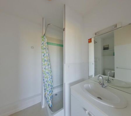 Location Appartement 1 pièce 23m² POITIERS 86000 - Photo 4