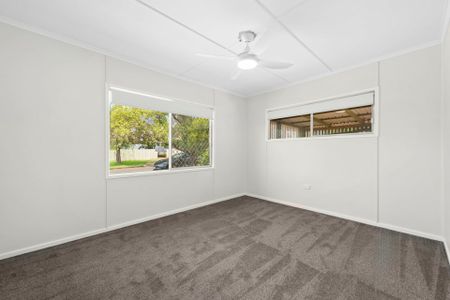 15 Burton Street, HARRISTOWN - Photo 2