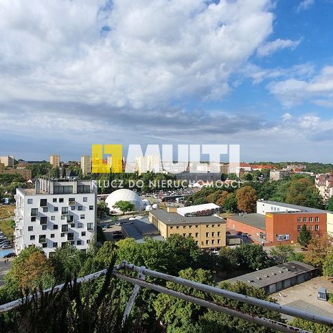 Kawalerka z pięknym widokiem na Panoramę Miasta! - Photo 1