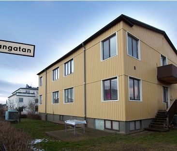 2 rok, Bangatan 5, Motala - Photo 1