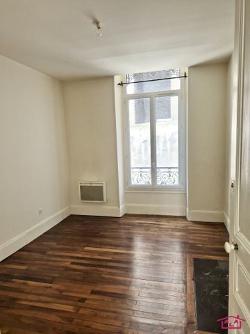 Location Appartement 3 pièces 62m² GRENOBLE 38000 - Photo 2