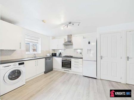 Fonda Meadows, Oxley, MK4 - Photo 4