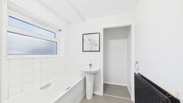 2 Bedroom Terraced - Photo 1