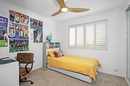 Furnished Maroubra Apartment with Spectacular Private Rooftop - Photo 5