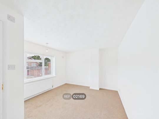 3 bedroom property to rent - Photo 1