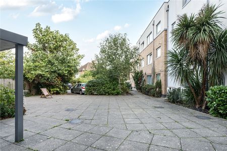 Alice Court, N22, London - Photo 4