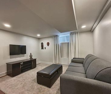 Maison à étages à louer - Boisbriand (Est) - Photo 1