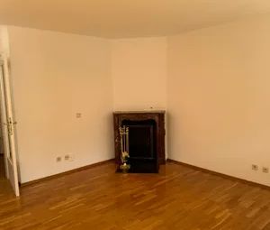 Grinzing, Cobenzlgasse: 100 m² mit Kamin, Loggia, Terrassen im Grünen & Sauna im Haus - Photo 2