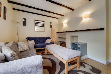 3 bedroom terraced house to rent - Photo 2