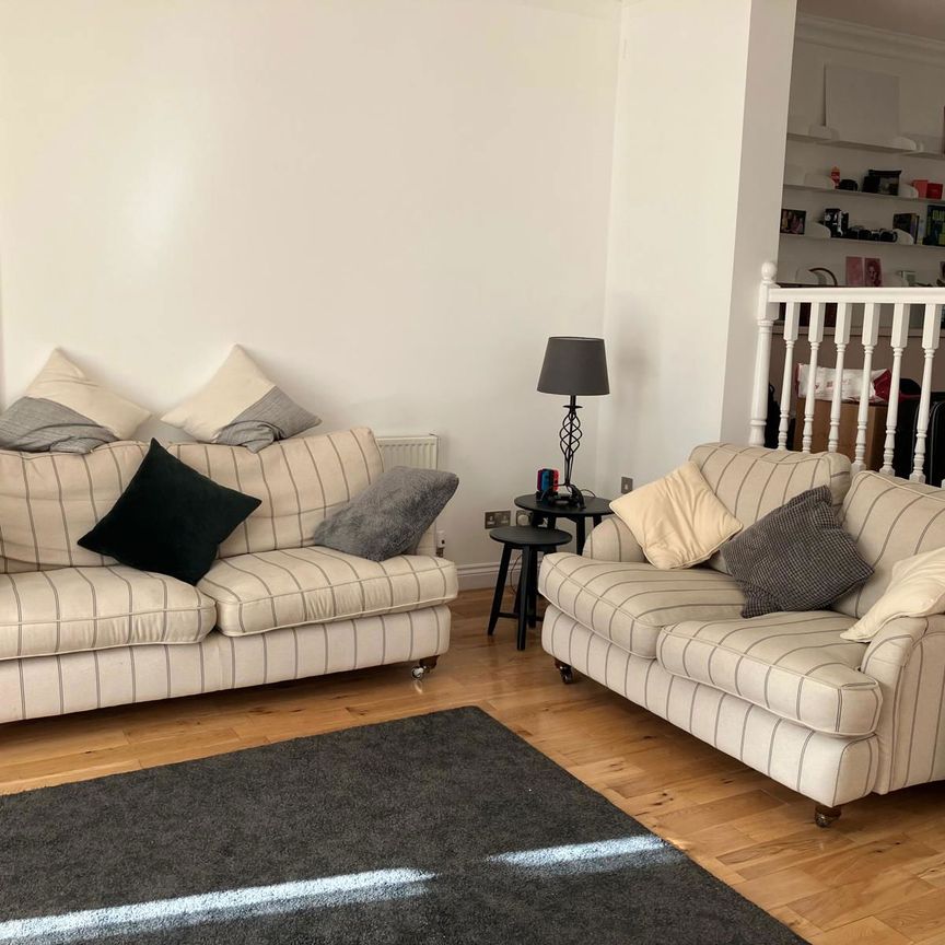 Crosslands Avenue, London, W5 3QH - Photo 1