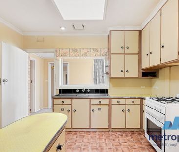 SPACIOUS, SOLID FOUR-BEDROOM HOME - Photo 4