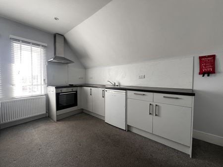 Bournemouth Road, Parkstone, Poole, Dorset, BH14 - Photo 2