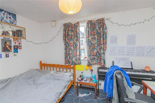 5 bedroom house to rent - Photo 1