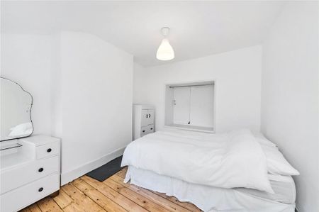 3 bedroom flat to rent - Photo 3