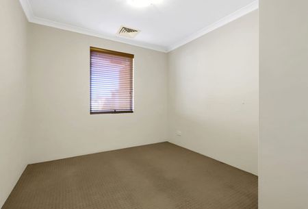 2/18 Flynn Street, 6155, Canning Vale Wa - Photo 3