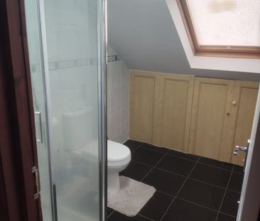 Room in a Shared House, Beaufort Gardens, IG1 - Photo 5