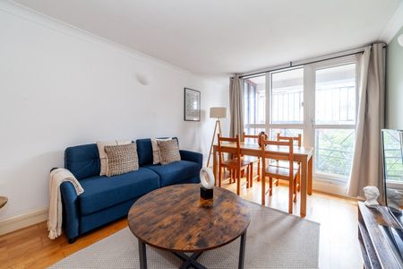 1 Bed Flat, Baltic Place, N1 - Photo 3